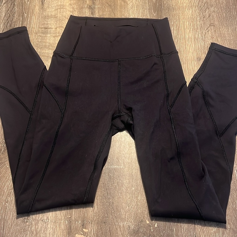 Lululemon In Movement Legging - Picture 4 of 4
